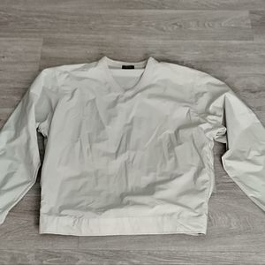 Men's Izod V-Neck Pullover Jacket & coat. M